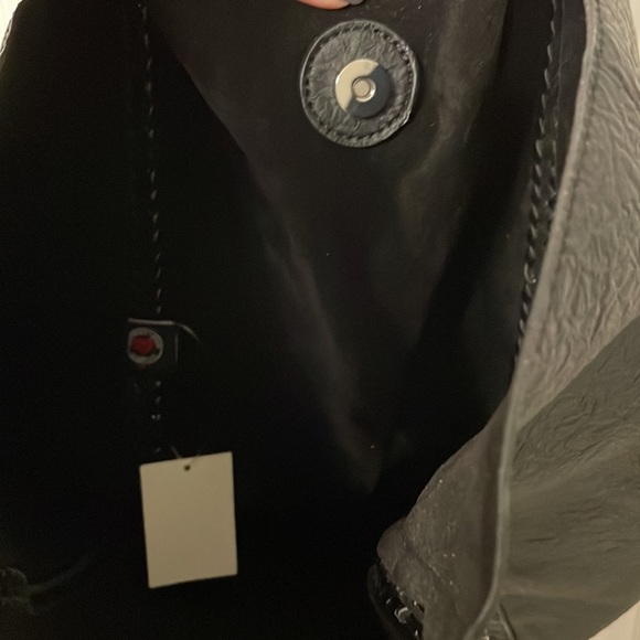 NWT Urban Expressions Handbag - Picture 3 of 4